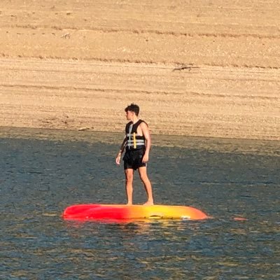 @_cuurro09 Instagram