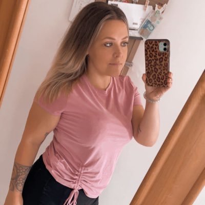 sadiestudys's profile picture. 1st Year Adult Nursing Student at University of Chichester, Muma to a sasspot and Happy Housewife ❣️*Kitten mum to little Chip* #chinursing21 #nursingstudent