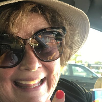 kalabrosse's profile picture. 