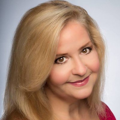 TheMissAndrea's profile picture. Journalist, professor, bon vivant, bigfooter. Please. Underestimate. Me.