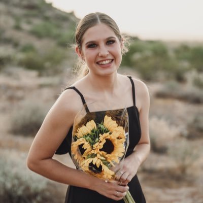 FilardiMaddie's profile picture. Isaiah 41:10~Equestrian~UA🌵