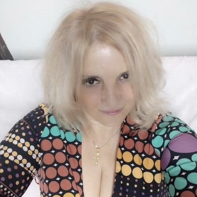 Señor, toma mi corazón, toma mi mente, te entrego mi alma y nunca me dejes ir Dios mío.