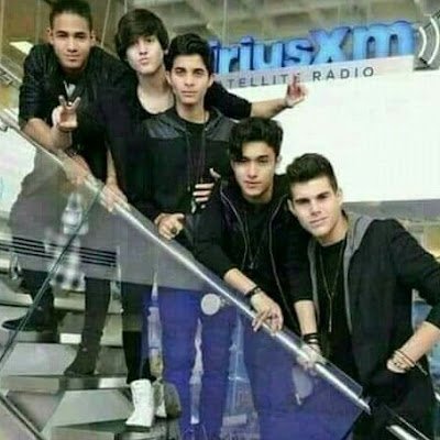 CNCO ❤️
no te preocupes por qué alguien te quiera preocúpate por quererte a ti misma porque como dijo Chris la vida es una y tú eres un regalo 🥺😍🥰🐼