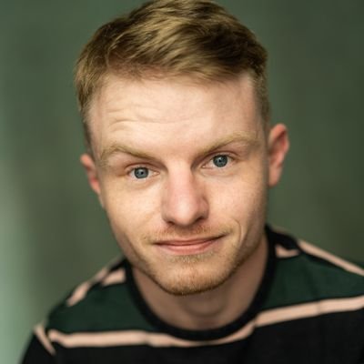 Actor. @rosebruford grad. Chelsea fan 💙 From Cardiff 🏴 I look up to most people.
Rep'd by Rowe Associates