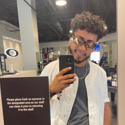 eluvianoxo's profile picture. 