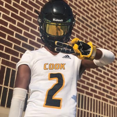 Co 2022🎉||5'11|| 165lbs|| Cook Hornets Wr #2🏈❗SAT Score:1000🧠||Squat Max:385 || Bench Max: 235