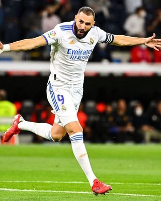 alhaji_iddi9's profile picture. Football