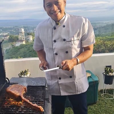 Proud father of three, Lawyer, Boxing/MMA columnist for Sunstar Cebu, Philippines, musician, foodie, Pro-land Consultancy Services, Siargao Island