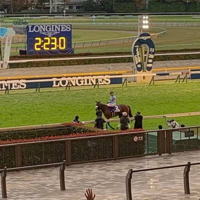 kk_pf3's profile picture. 無言フォローすみません　　　競馬予想してます。詳しくはnote見て下さい！ noto→ https://t.co/MIVBd4t1a3 フォローよろしくお願いします！ リツイート、イイネお願いします #競馬好きな人と繋がりたい