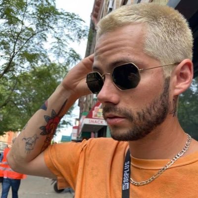 white haired mikey enthusiast 卌 @marriedsos