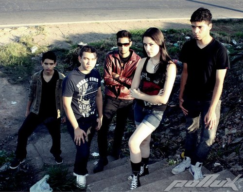 1º criado por fã da Pollux dedicado totalmente a Banda!