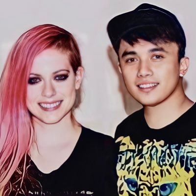benz_ariyandi's profile picture. “LITTLE BLACK STARS INDONESIA” 🇮🇩 “ @AvrilLavigne fans