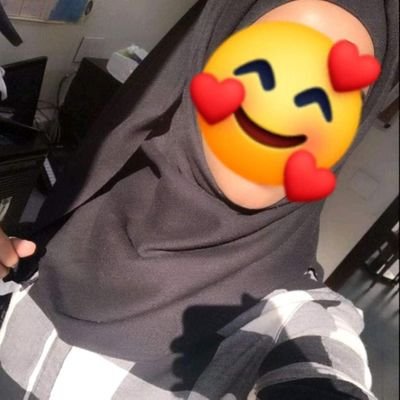 Roqea92's profile picture. العراق قائم بوجود حشده 😍