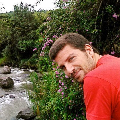 No podemos estar de acuerdo en todo. Por criticar a conspiranoicos me quedé sin cuenta. 1 de los 26 mill de HDP. Cine, libros, series y naturaleza.