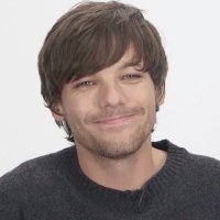 louis smiling(@lwtsmilingbot) 's Twitter Profileg