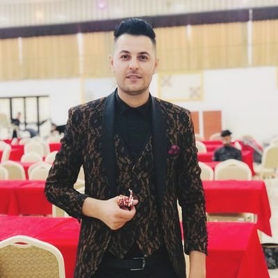 lja05nU3hz9qMQI's profile picture. انا هنا