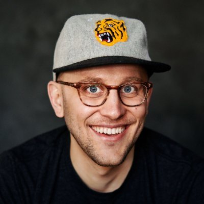 mesmithdesign's profile picture. design @Reforge • kids book illustrator @dadsigner • community builder at R5 Co-lab • alumni & coach @alt_MBA.