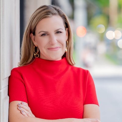 EmilyHamlin_'s profile picture. 