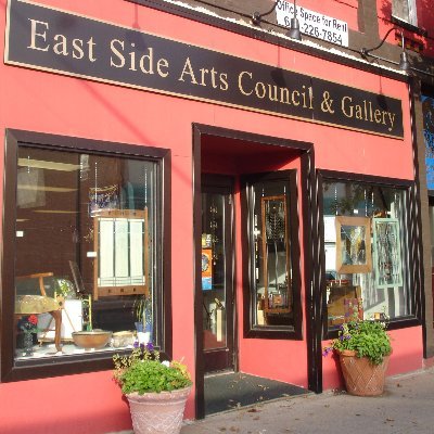 Led by accomplished professional artists, ESAC celebrates the neighborhood promoting appreciation for the arts with accessible, low-cost or free arts programs.