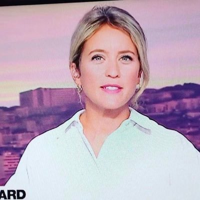🌍 Journaliste @France24 @france24_fr ⏰ lun/jeu 9h/12h🎙#ParlonsEnF24 ➡️ https://t.co/HPN82Y0Fac