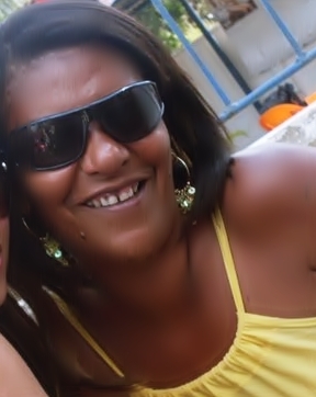 Aquariana, filha, mãe e esposa. Apaixonada por promoções!  Email para contato: marielyOli@hotmail.com