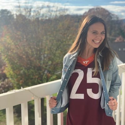 •28 🍾•hokie alum🧡🦃•MS in school counseling 📚•lover of football 🏈 •director of player engagement for Virginia Tech Football ✨