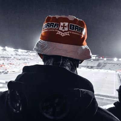 santidkstro's profile picture. 