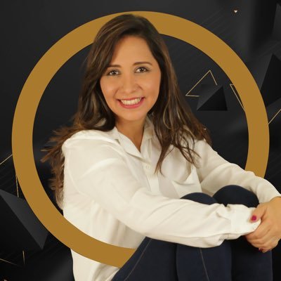 Actriz | Locutora | Voice over. RealActing1@gmail #amandacanelonvocalcoach
