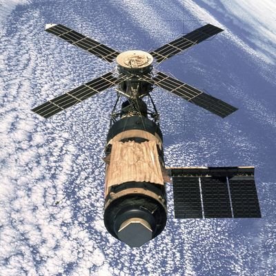 Daily posts about the Skylab space station. Was in orbit from 1973 to 1979 and will live in the hearts of many for time to come!