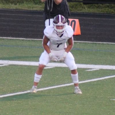 Sun Valley Football | ‘22 | #7 | 5’10 175 | WR/DB/KR/PR | 4.41 GPA