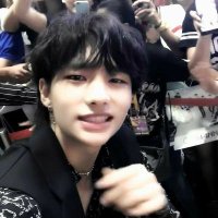 vênus.⛓ (@w3bminho) 's Twitter Profile