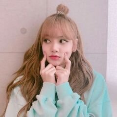 shriyapangestu's profile picture. 