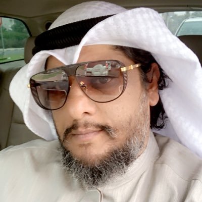 لَئِن ساءَني دَهرٌ عَزَمتُ تَصَبُّراً فَكُلُ بَلاءٍ لا يَدومُ يَسيرُ وَإِن سَرَّني لَم اَبتَهج بِسُروره فَكُلُّ سُرورٍ لا يَدومُ حَقيرُ.