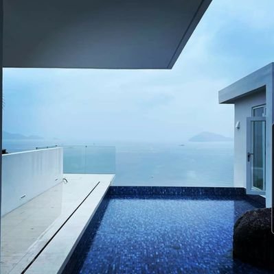 LeeCheolJu1's profile picture. When you express your feelings, act instead of words.