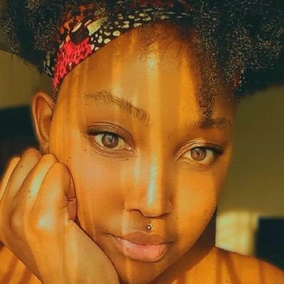 Lungilee_m's profile picture. Scorpio ♏ || _My favorite alphabet is the number blue_ 🌻