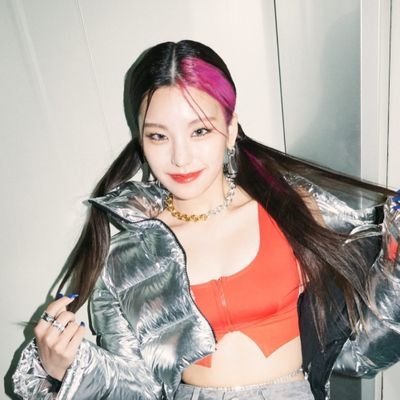 soo_visualk's profile picture. ఌ︎ ::՞ ❛𝘀𖦹𝗼𝘆𝗮𝗮_ .