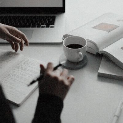 naghamj369's profile picture. اهوى قراءة الاخبار