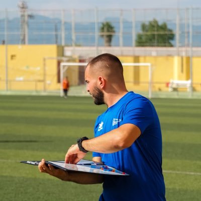 Técnico Deportivo Superior de Fútbol, Nivel 3.// Entrenador U.D.Alzira y Sia Academy.    Real Betis Balompié. 💚