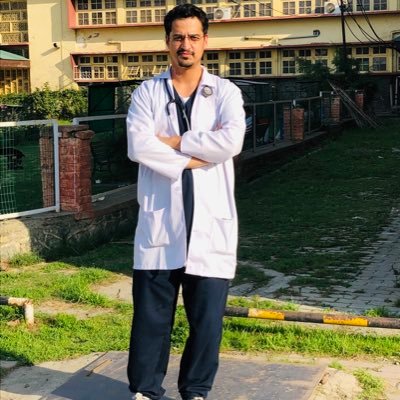 MD internal medicine , Government medical college srinagar. Internist .