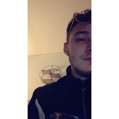 Vrai2vraiV's profile picture. 