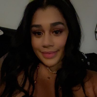 emcam123456's profile picture. Dog Mom to Chewi Vader🐶🤎and my Loki Bean 🐶🖤