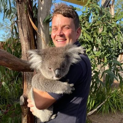 Lead koala keeper and bird show presenter at the world famous Longleat Safari Park.