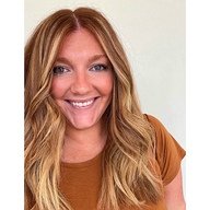 SavannahGrey21's profile picture. growth @morningbrew