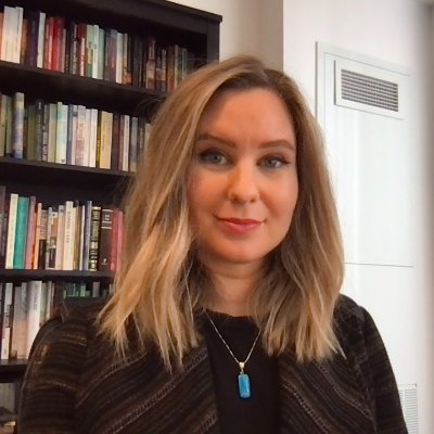 @YorkUAnth PhD Candidate | plants, people, and energy in/of the Indian Ocean | Practitioner of sensory anthropology, speculative fiction, and the Oxford comma