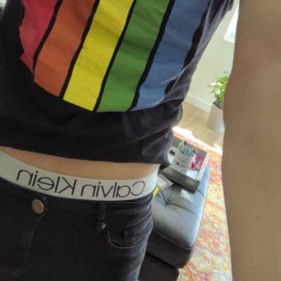 edgingsea's profile picture. 