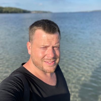 ViertelTimo's profile picture. Software Developer for live