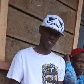 Ngich41810497's profile picture.