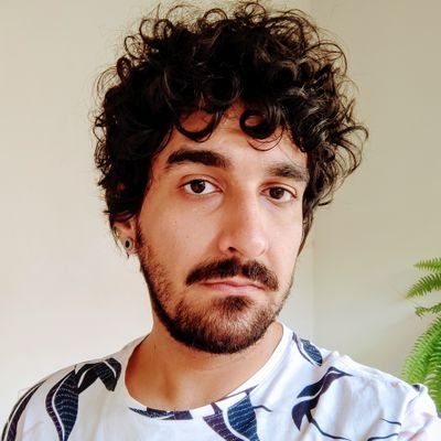he/him/ele/dele. sou pai de 5 dogs, faço app pra Android e jogo videogame...
no geral, cansadito e pistolito.