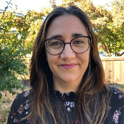 toastandcereal's profile picture. I work in prospect development at @uw, manage data, make art, listen to music, look critically at visual things, and enjoy karaoke.