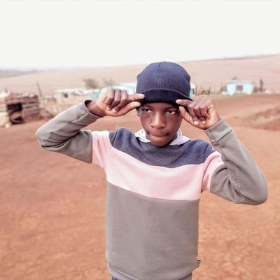 SaSkyvibes's profile picture. musician hip hop artist from SA
name: pluckee ape